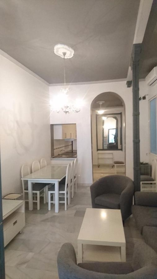 Low Cost Rooms Teatro Малага Экстерьер фото